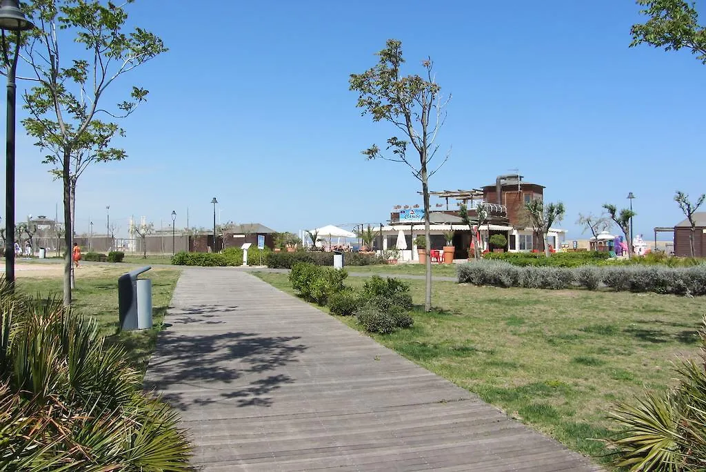 Hotel Betty Rimini 3*,  Italy